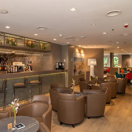 Ac Colón By Marriott Hotel 4*