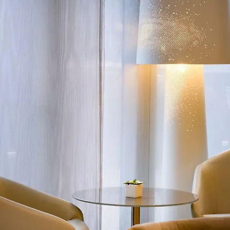 Hotel Ac Colón By Marriott 4*