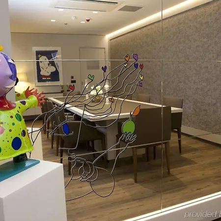 Hotel Ac Colón By Marriott