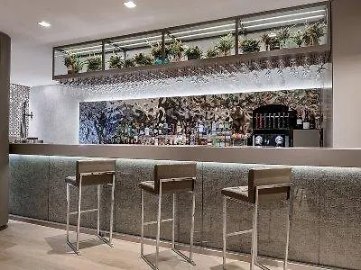 Hotell Sh Colon 4*