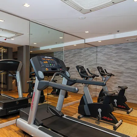 Ac Colón By Marriott Valencia